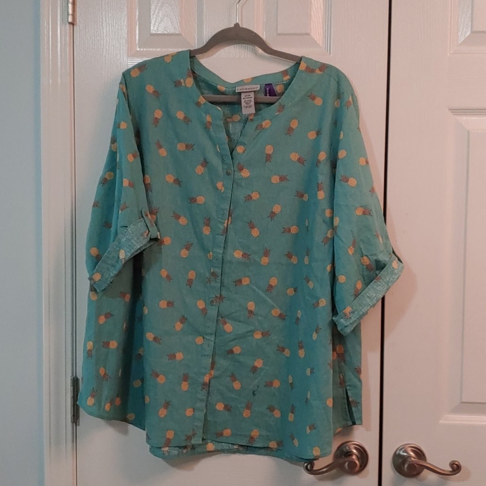 Petite Short sleeve button up shirt